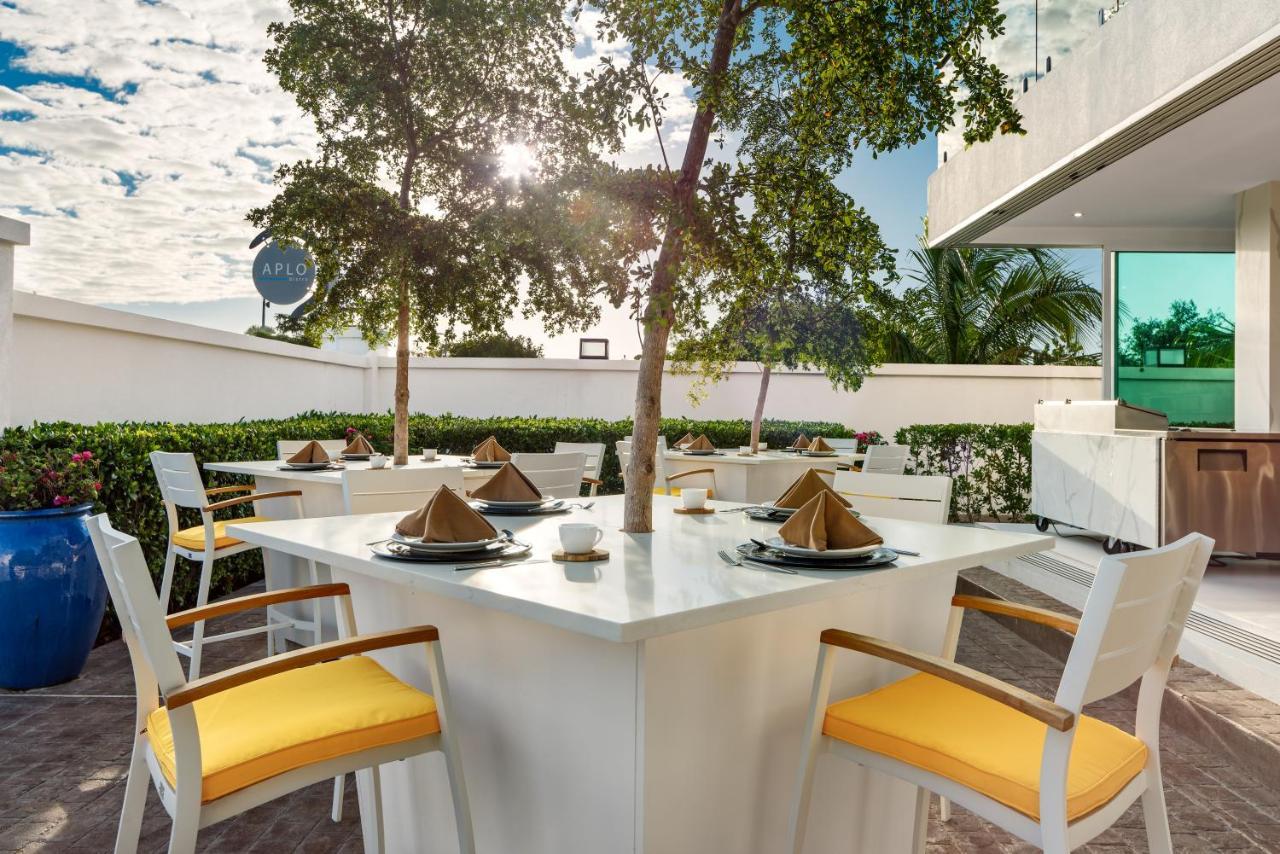 The Oasis At Grace Bay Hotel Екстериор снимка
