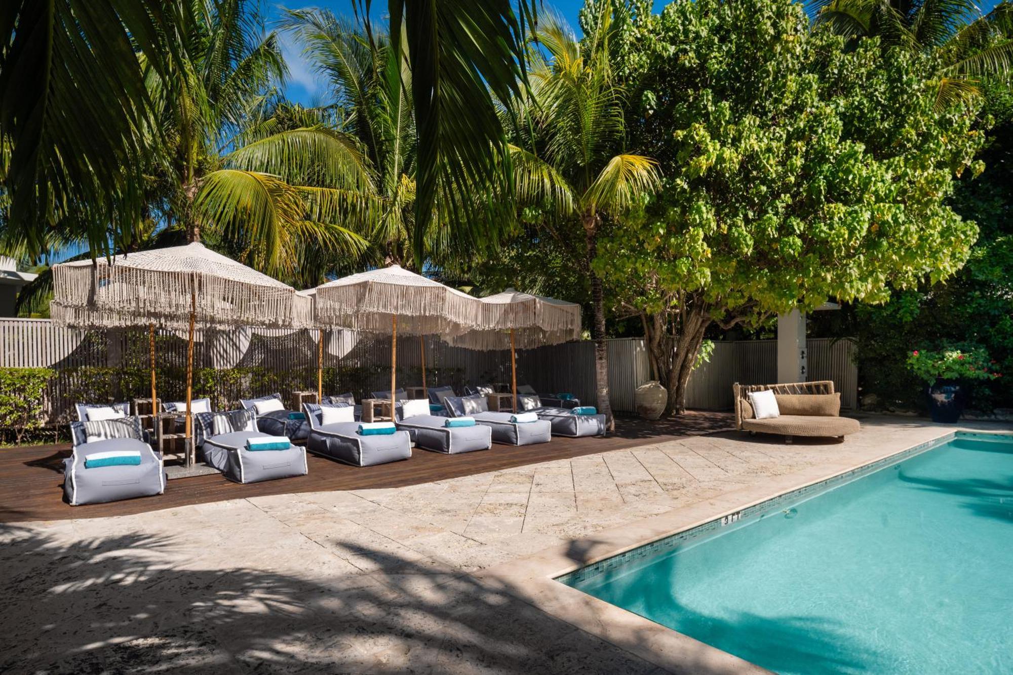 The Oasis At Grace Bay Hotel Екстериор снимка